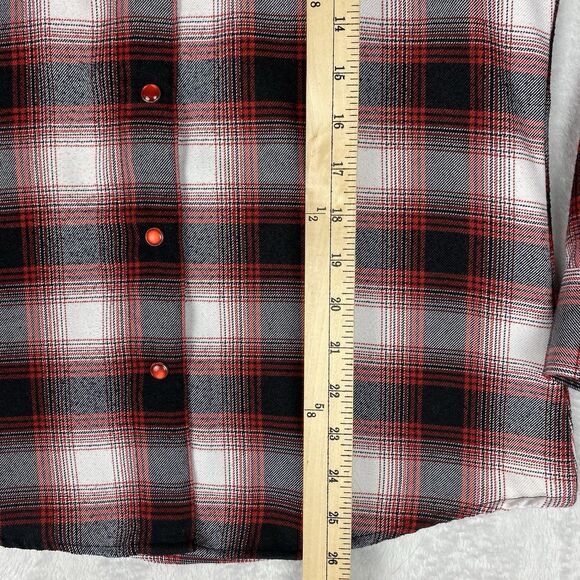 Dixxon Flannel Co Women’s Medium Snap Button Plaid Shirt Black Red Gray Outdoor - Picture 8 of 8